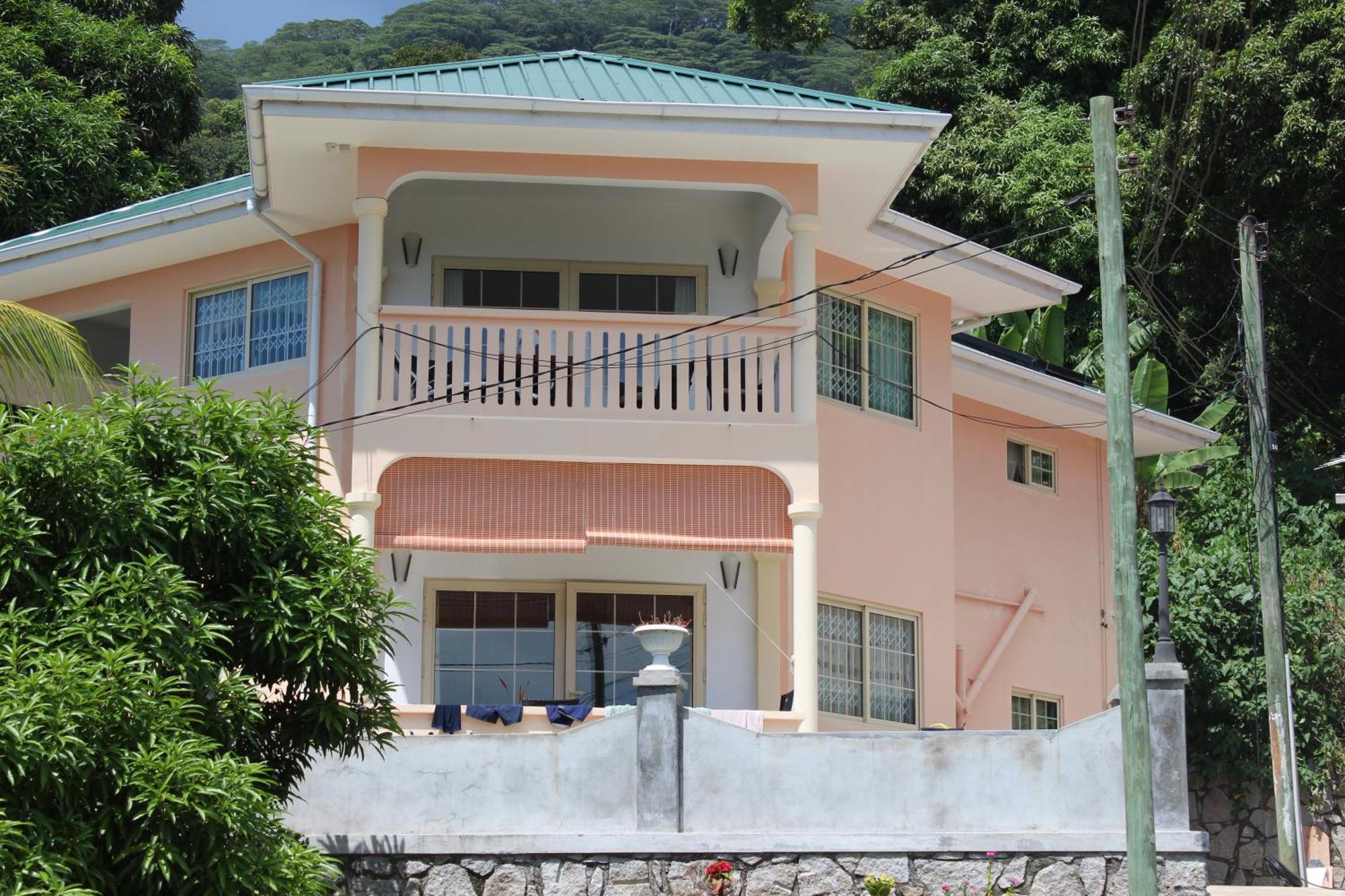 Korrine'S Cottage Horizon โบวาลง ภายนอก รูปภาพ