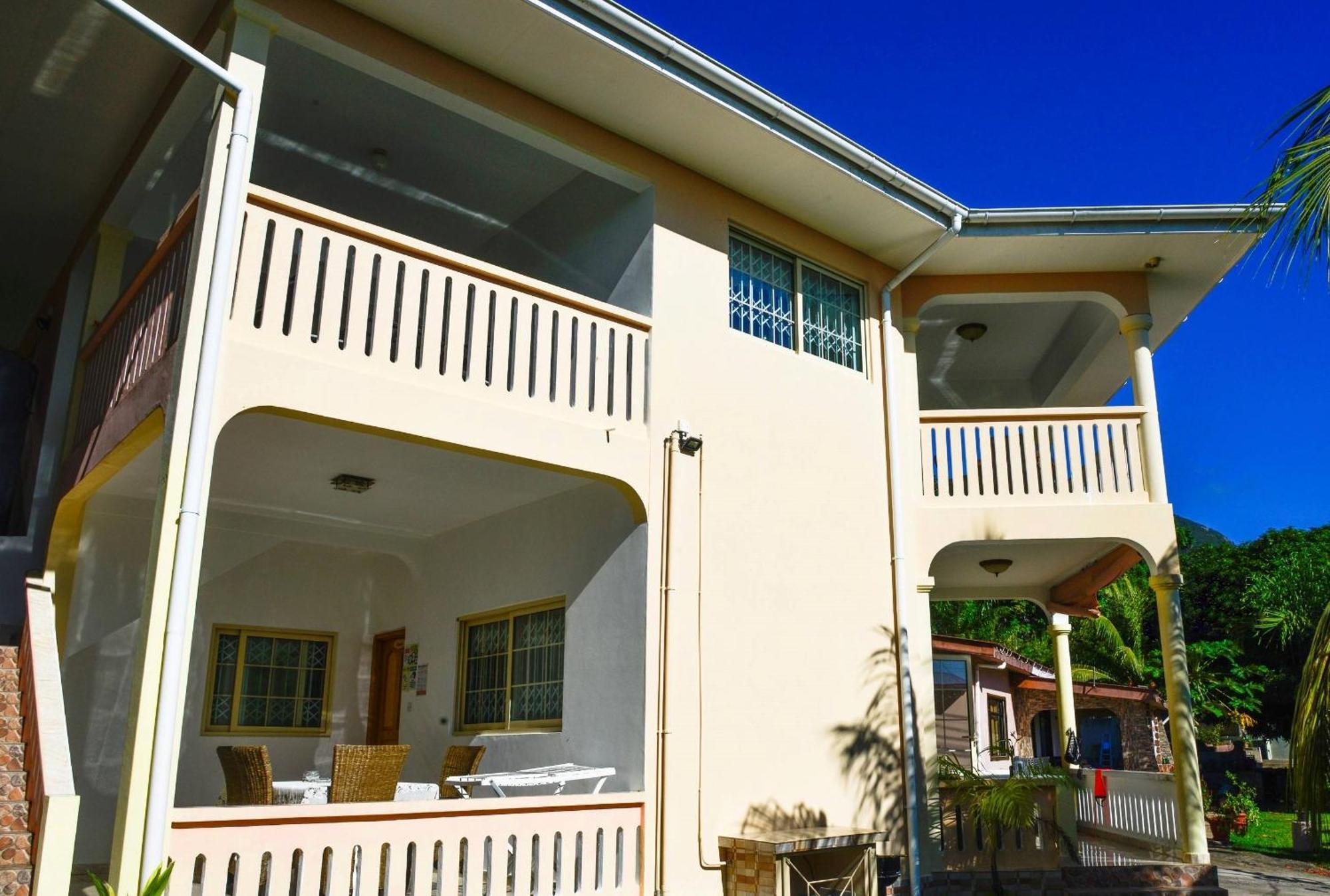 Korrine'S Cottage Horizon โบวาลง ภายนอก รูปภาพ